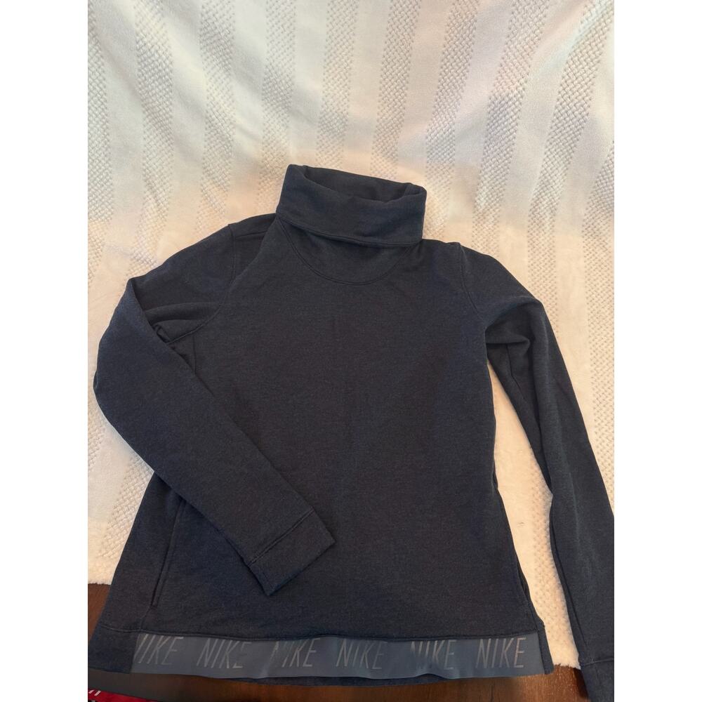 nike dri-fit turtleneck size medium M
